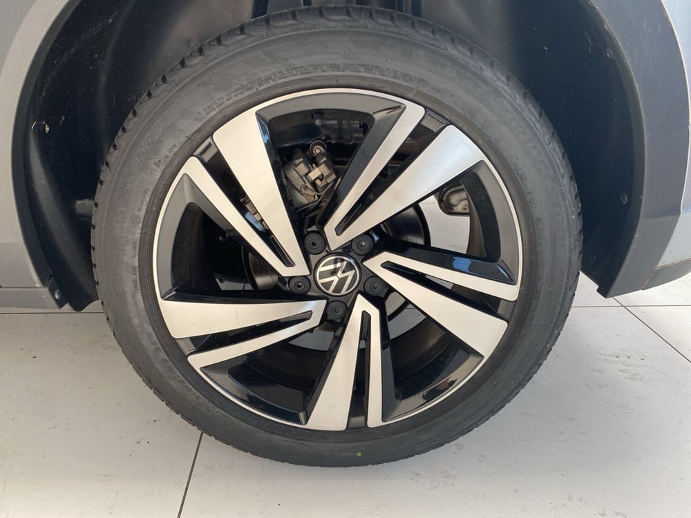 Volkswagen T-Roc nuova a Lodi (9)