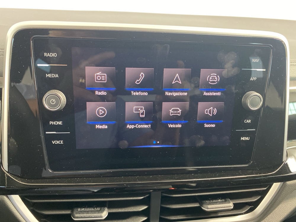 Volkswagen T-Roc nuova a Lodi (12)