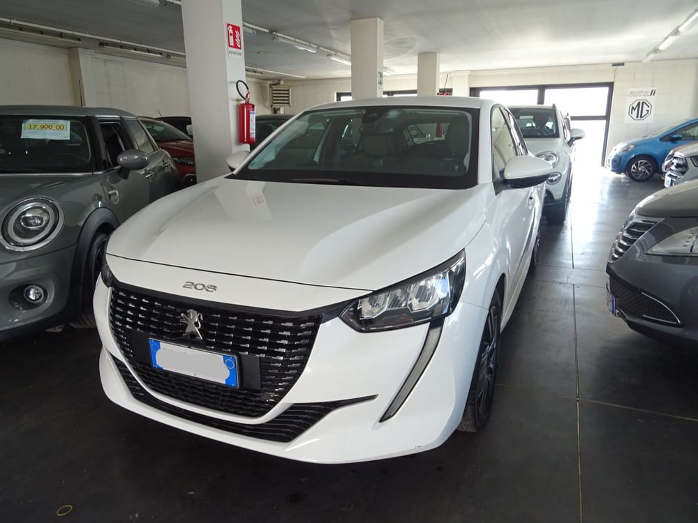 Peugeot 208 usata a Lucca