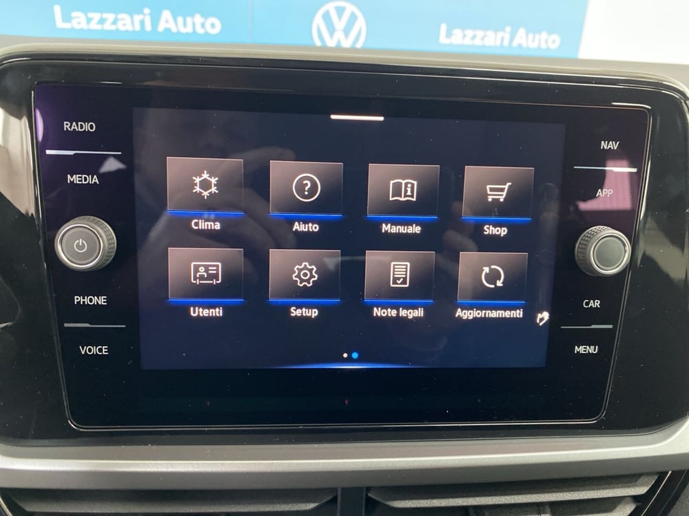 Volkswagen T-Roc nuova a Lodi (14)