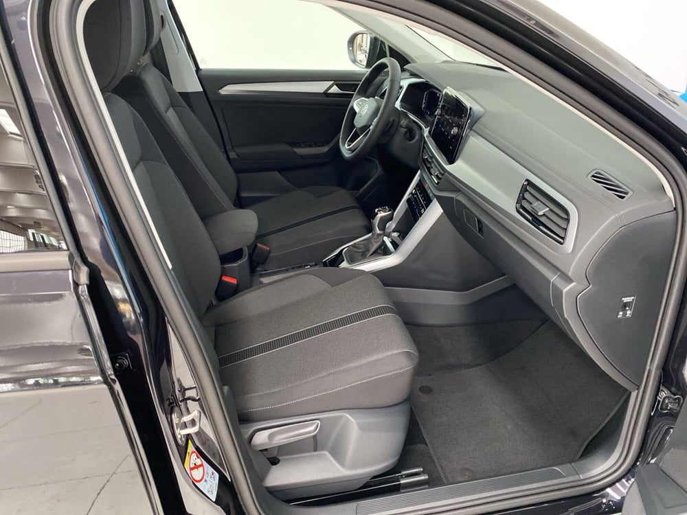 Volkswagen T-Roc nuova a Lodi (6)