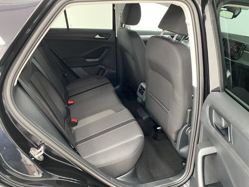 Volkswagen T-Roc nuova a Lodi (7)