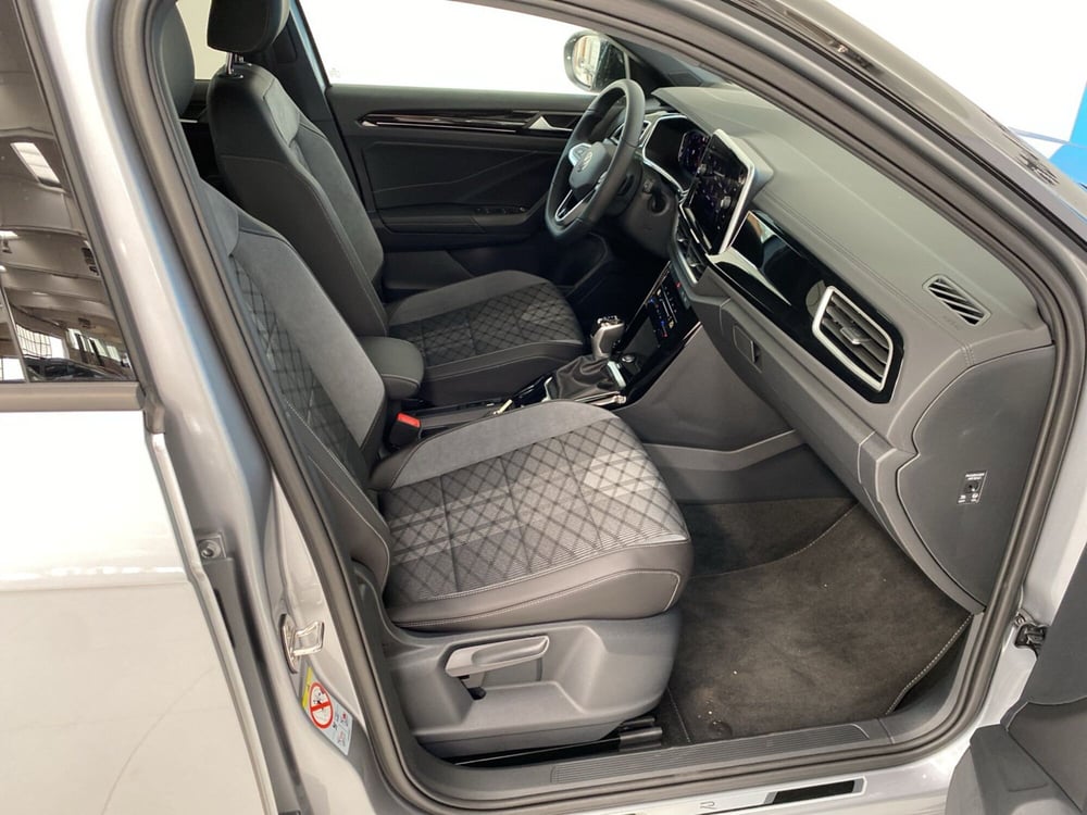 Volkswagen T-Roc nuova a Lodi (6)