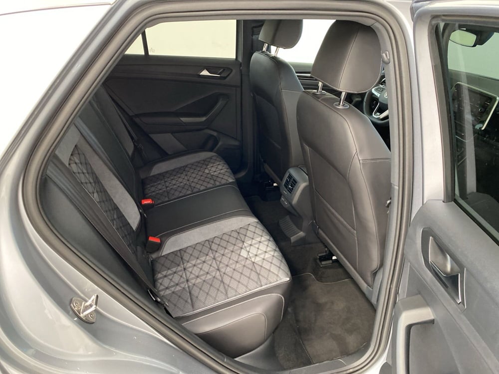Volkswagen T-Roc nuova a Lodi (7)