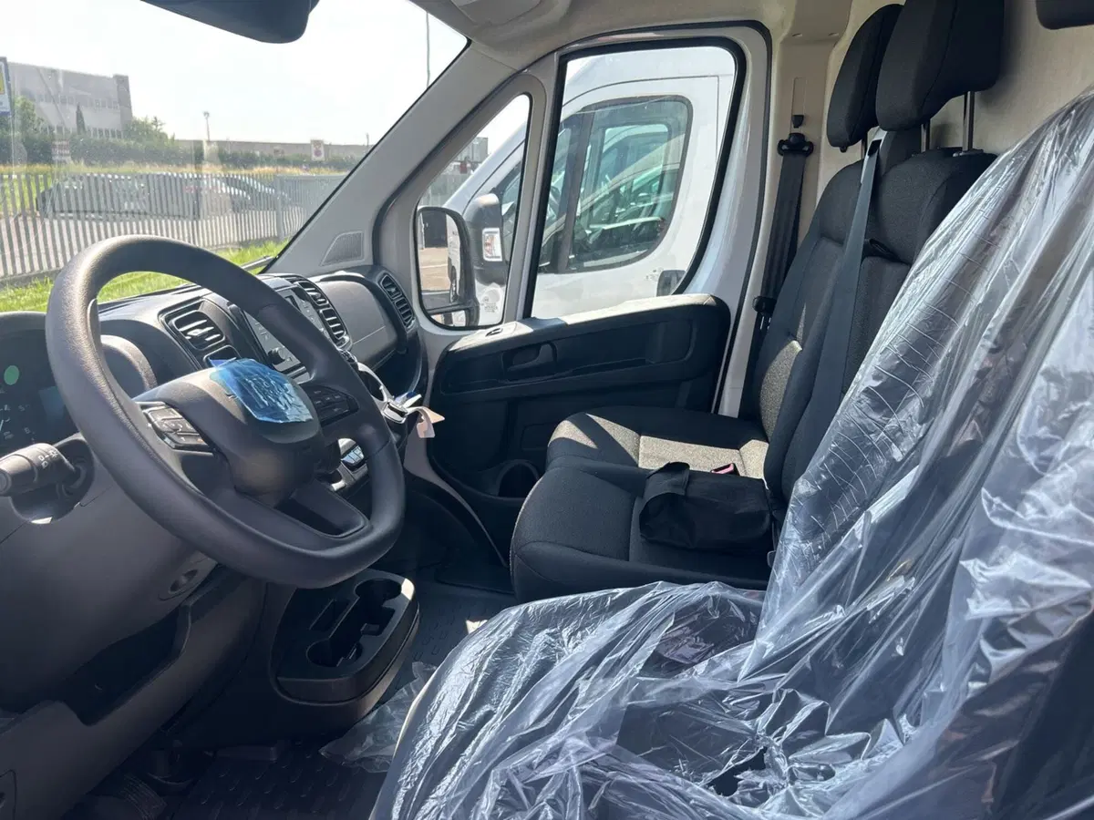 Fiat Ducato Furgone nuova a Bergamo (11)