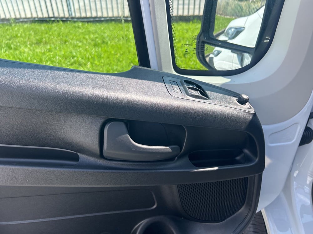 Fiat Ducato Furgone nuova a Bergamo (14)