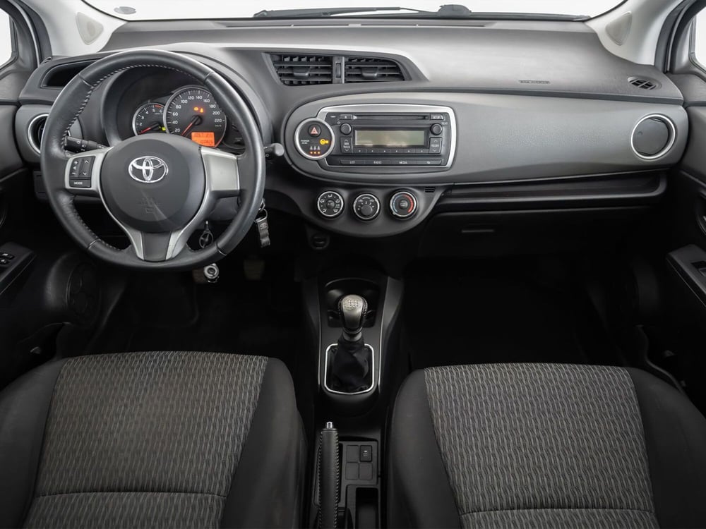 Toyota Yaris usata a Foggia (8)