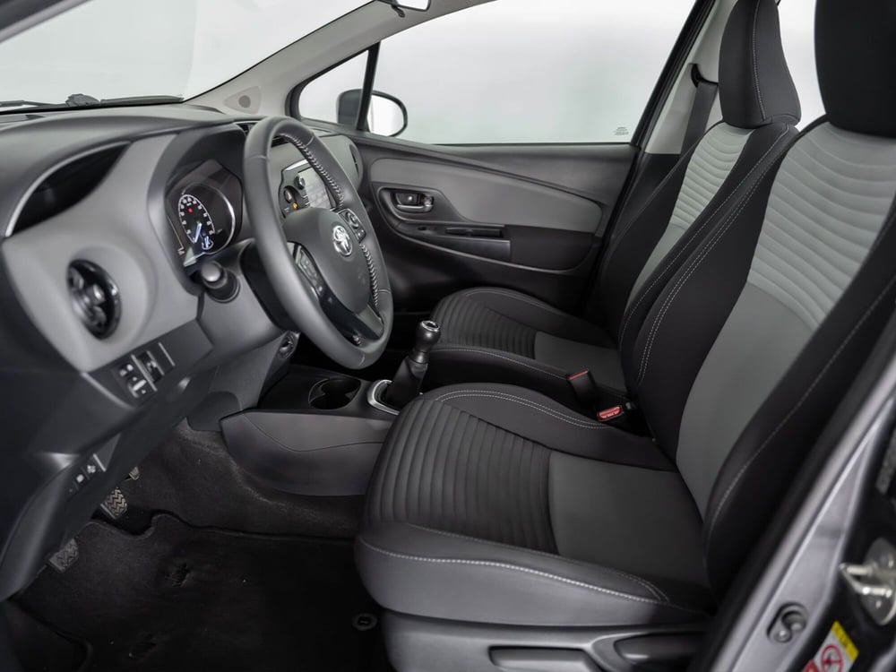 Toyota Yaris usata a Foggia (10)