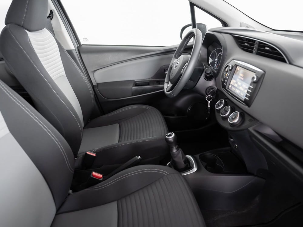 Toyota Yaris usata a Foggia (6)