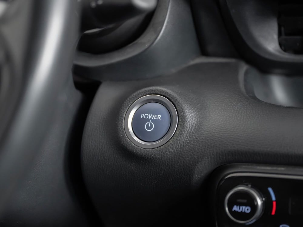Toyota Yaris usata a Foggia (18)