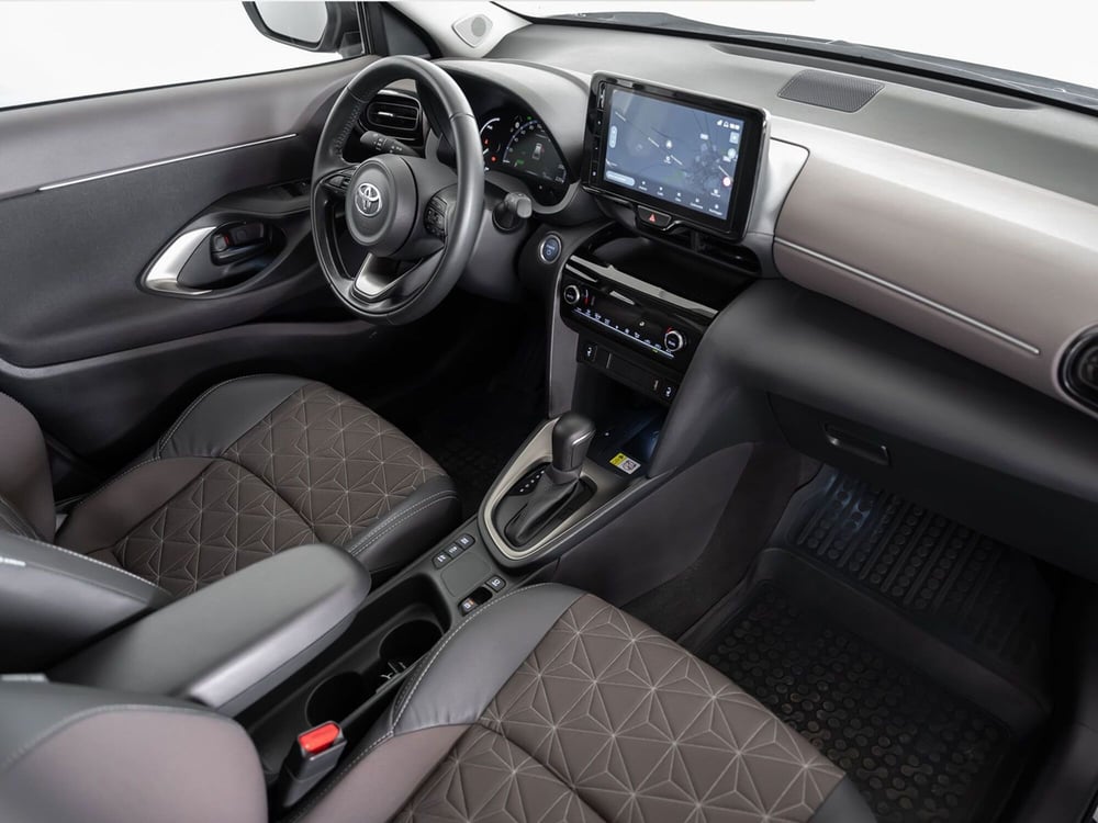 Toyota Yaris Cross usata a Foggia (5)