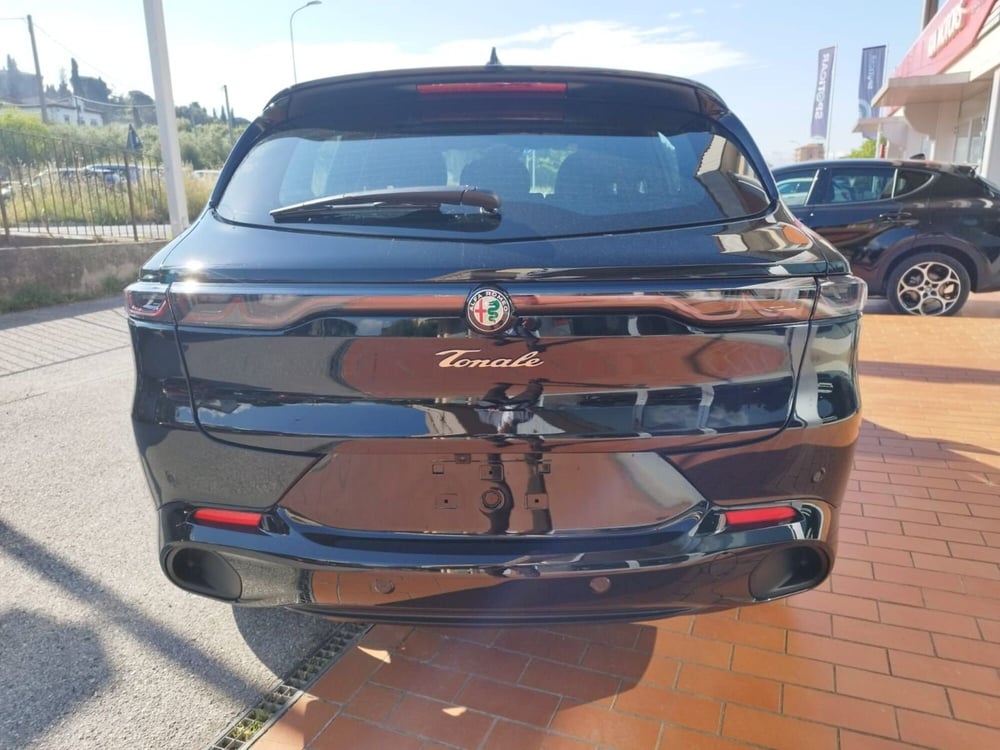 Alfa Romeo Tonale nuova a Arezzo (7)