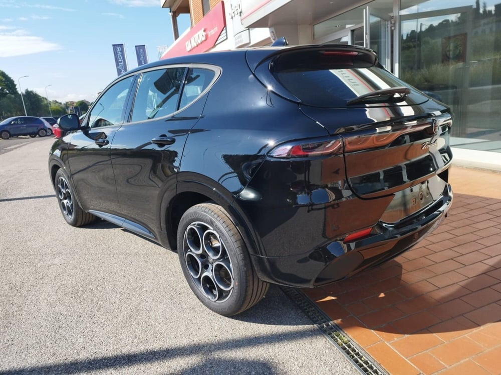 Alfa Romeo Tonale nuova a Arezzo (8)