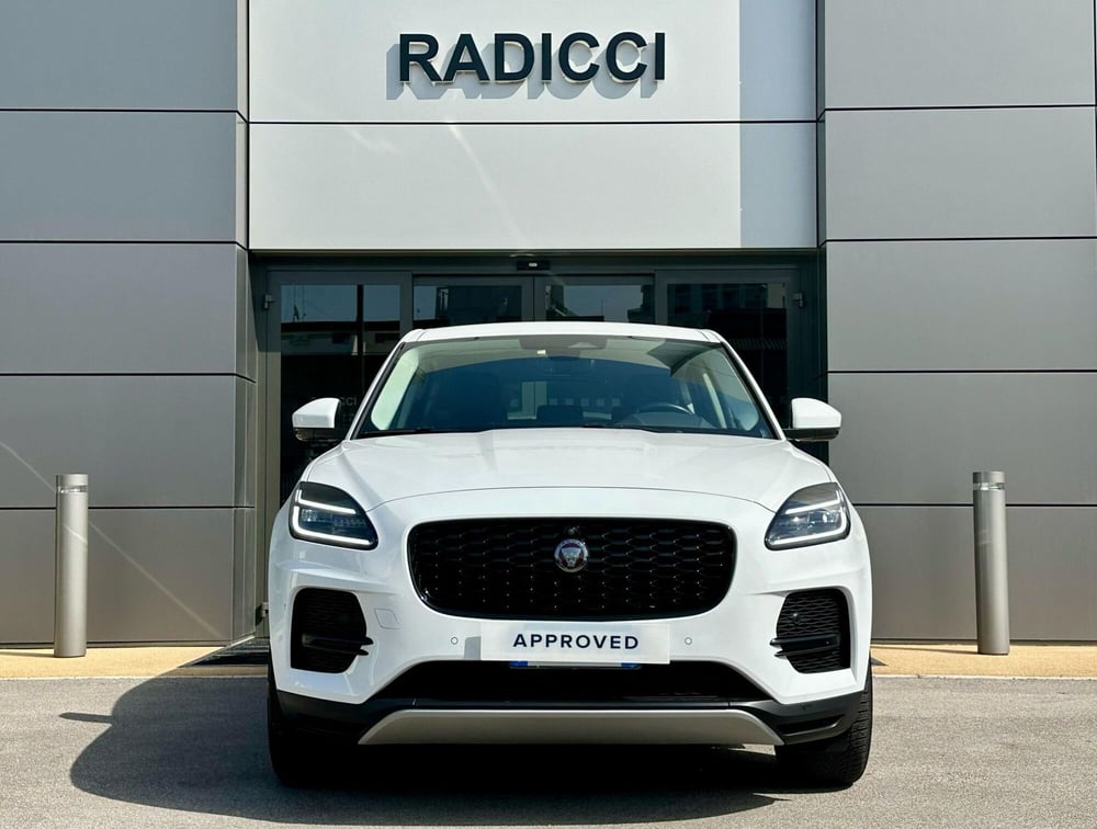 Jaguar E-Pace usata a Bari (8)