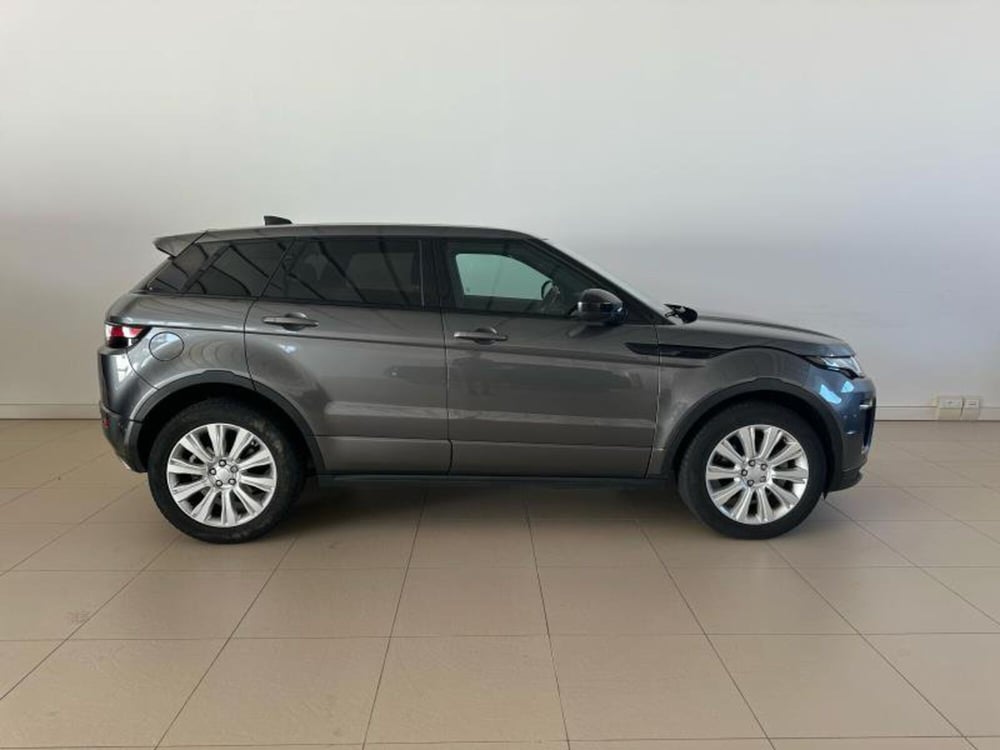 Land Rover Range Rover Evoque usata a Venezia (7)