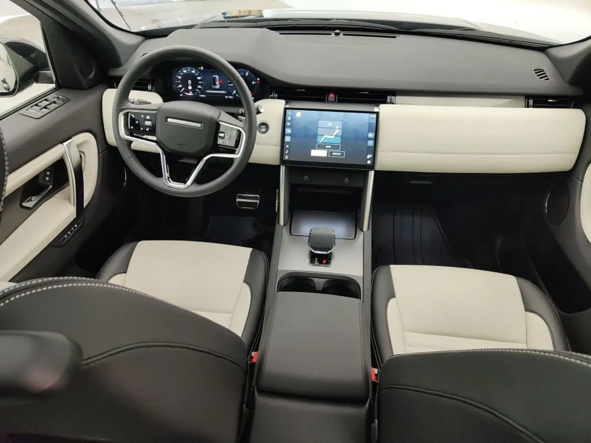 Land Rover Discovery Sport usata a Ragusa (3)