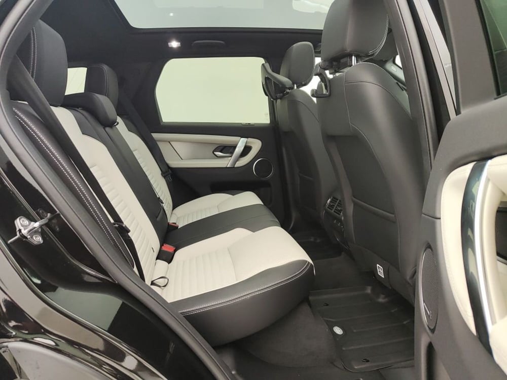 Land Rover Discovery Sport usata a Ragusa (5)