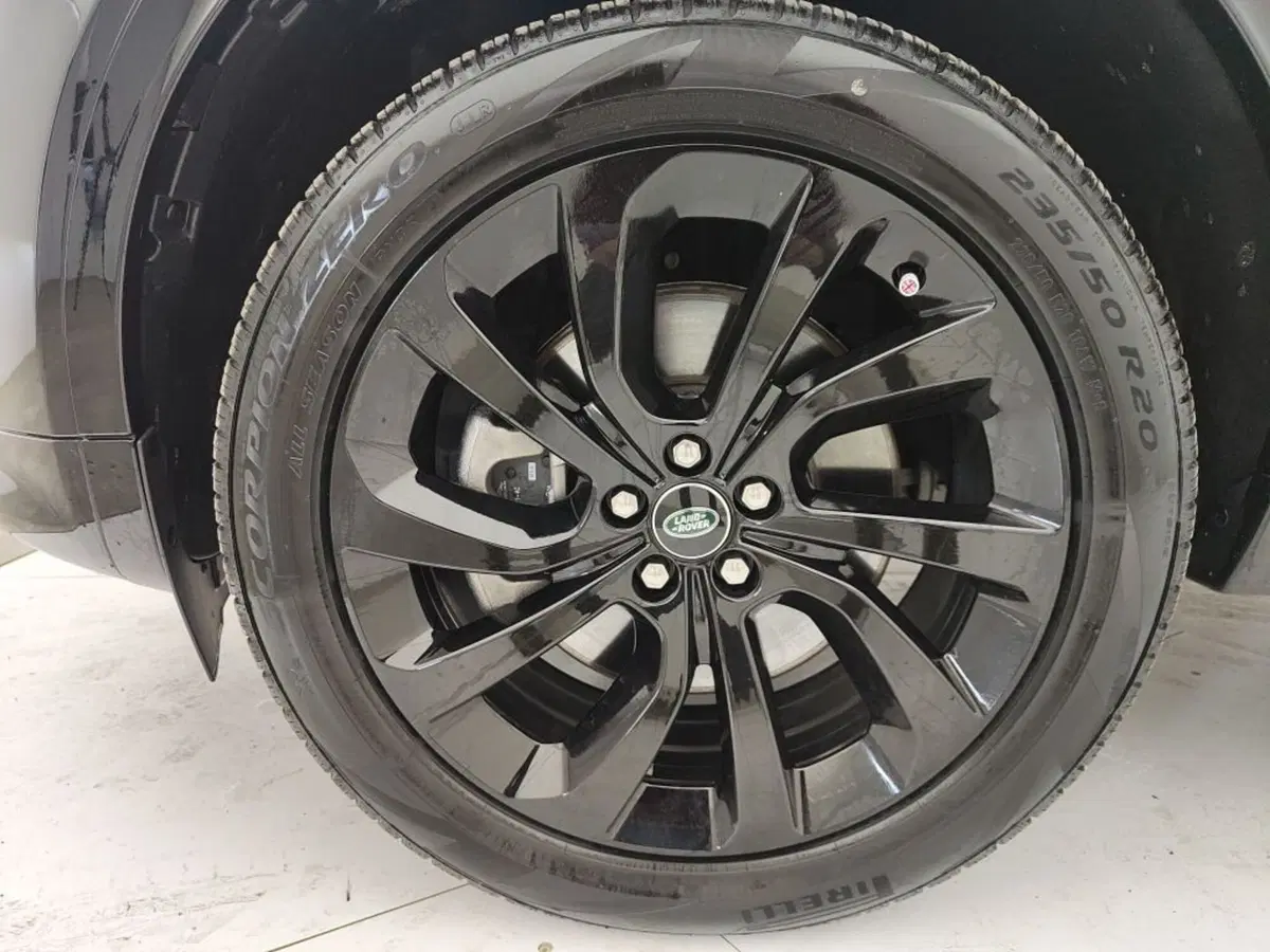 Land Rover Discovery Sport usata a Ragusa (9)