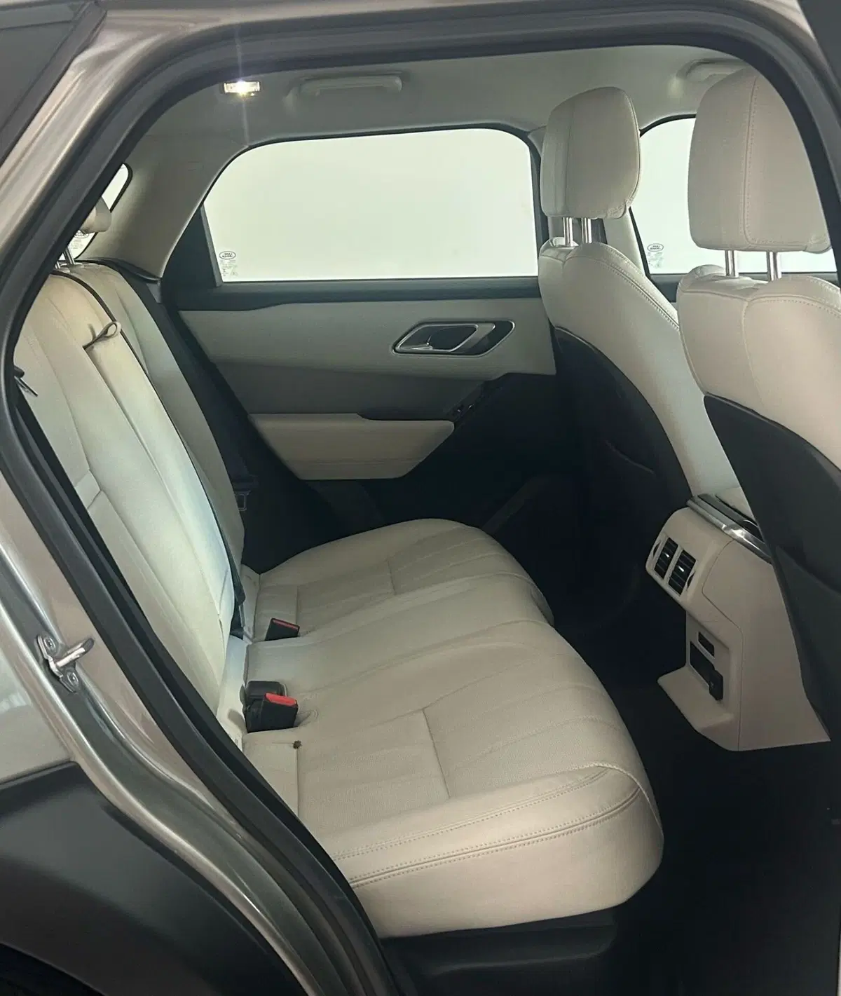 Land Rover Range Rover Velar usata a Ferrara (5)