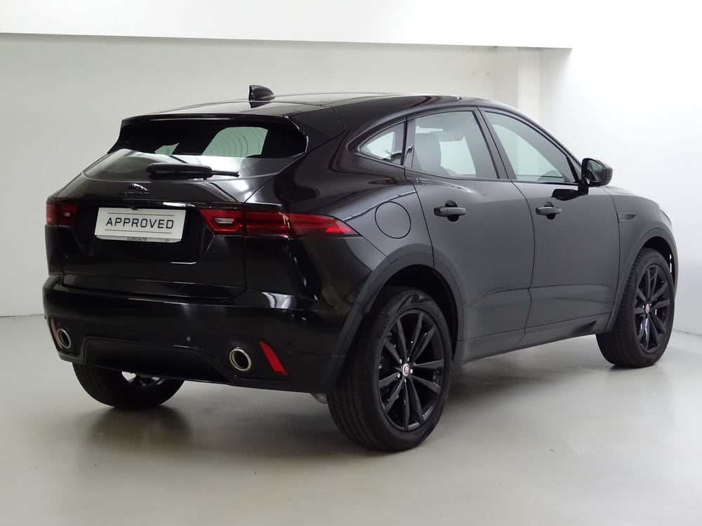 Jaguar E-Pace usata a Como (2)