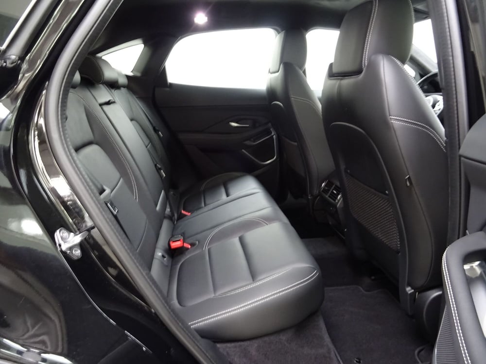 Jaguar E-Pace usata a Como (5)