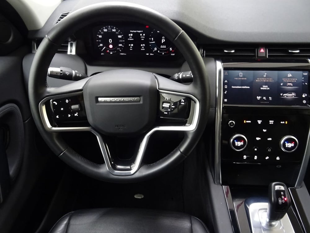 Land Rover Discovery Sport usata a Como (10)