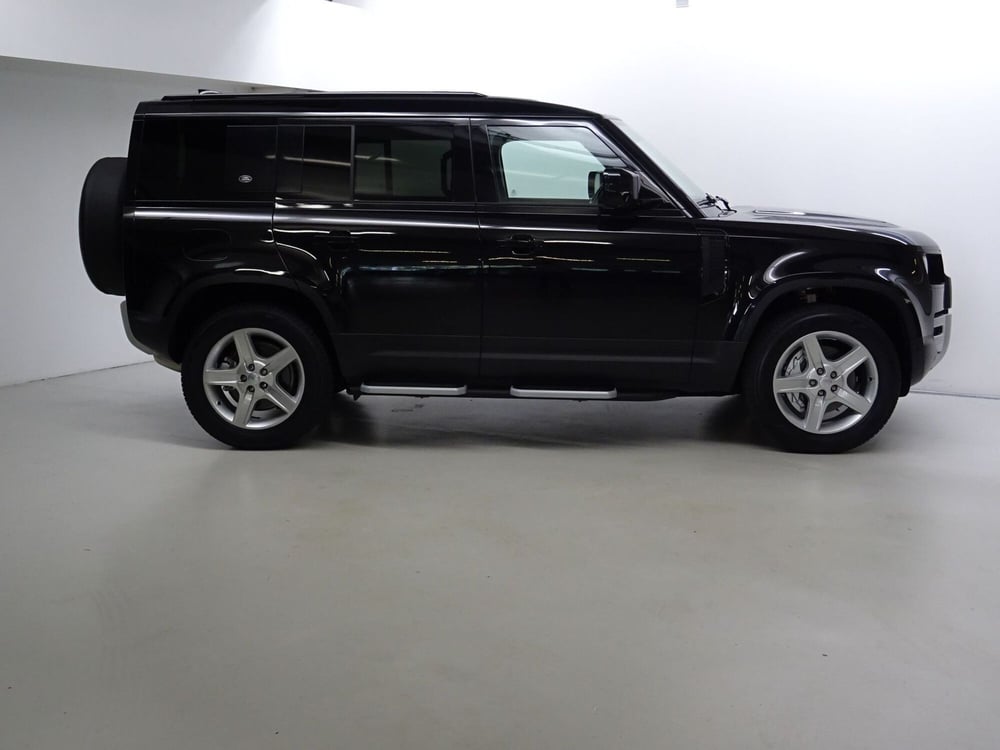 Land Rover Defender usata a Como (6)