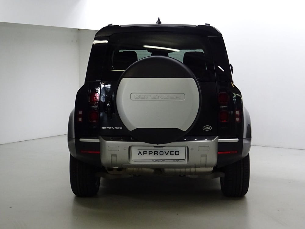 Land Rover Defender usata a Como (7)