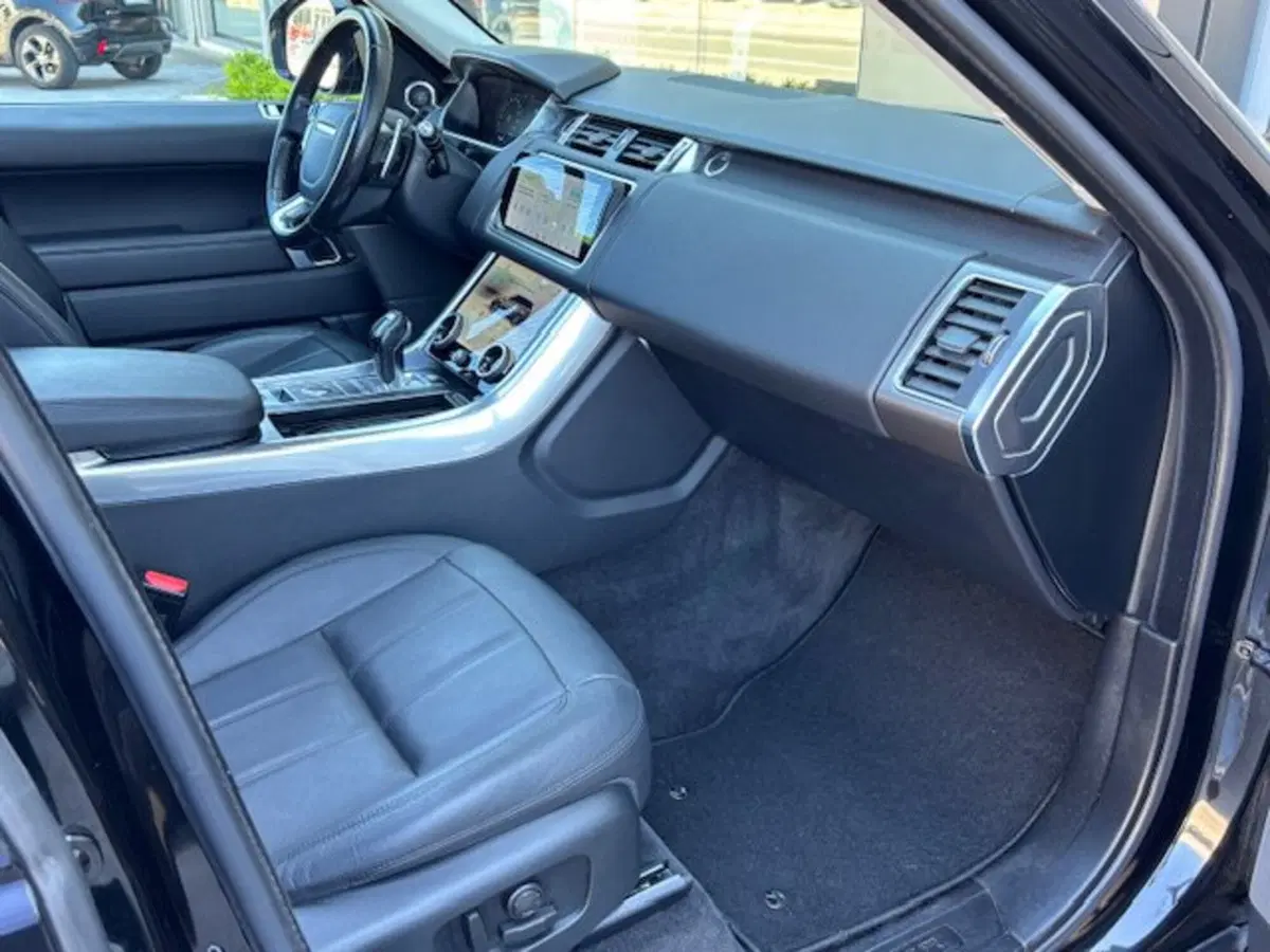 Land Rover Range Rover Sport usata a Pesaro-Urbino (3)