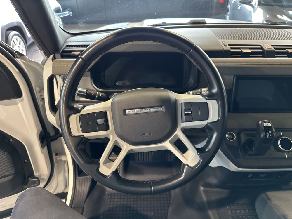 Land Rover Defender usata a Vicenza (17)