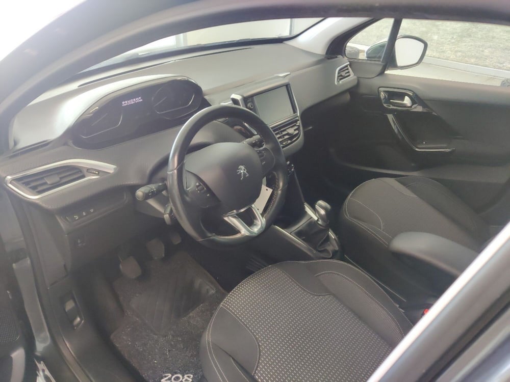 Peugeot 208 usata a Arezzo (12)