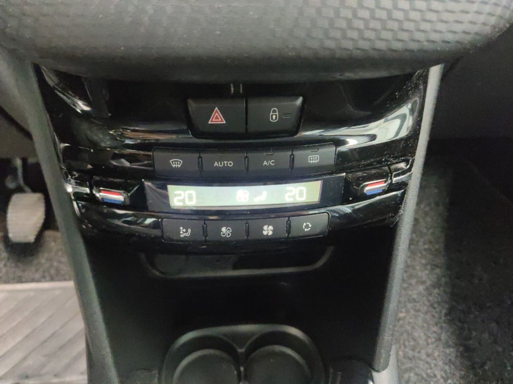 Peugeot 208 usata a Arezzo (17)