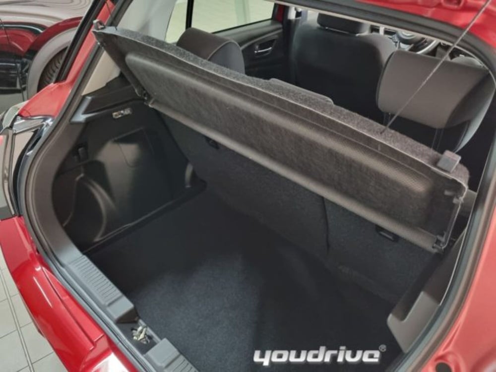 Suzuki Swift nuova a Napoli (16)