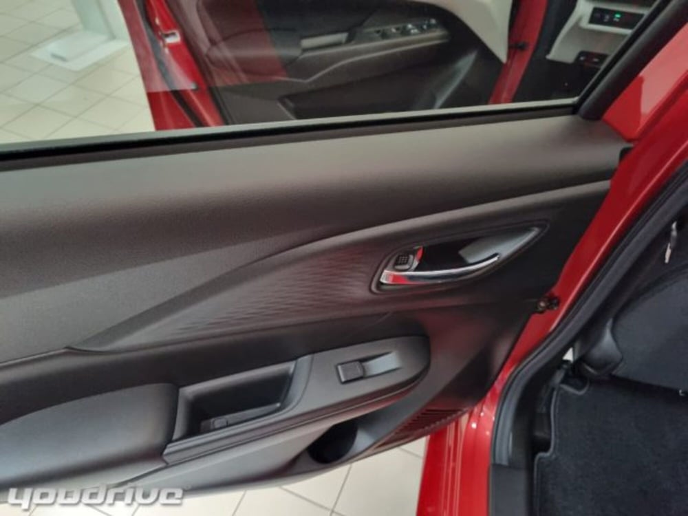 Suzuki Swift nuova a Napoli (20)