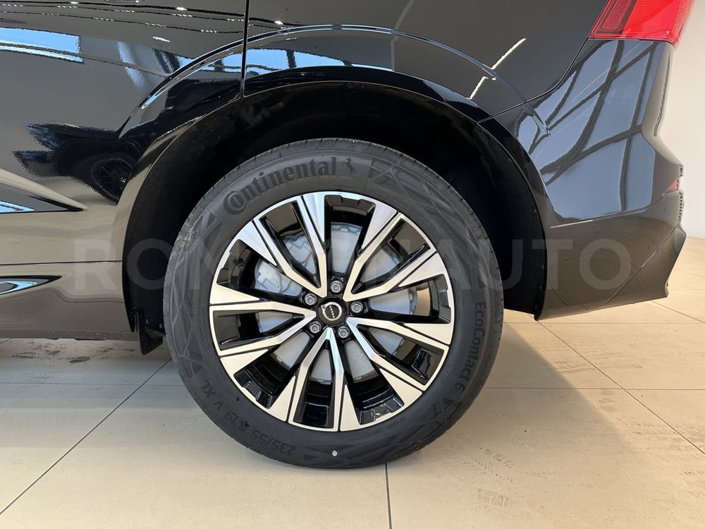Volvo XC60 nuova a Forlì-Cesena (3)