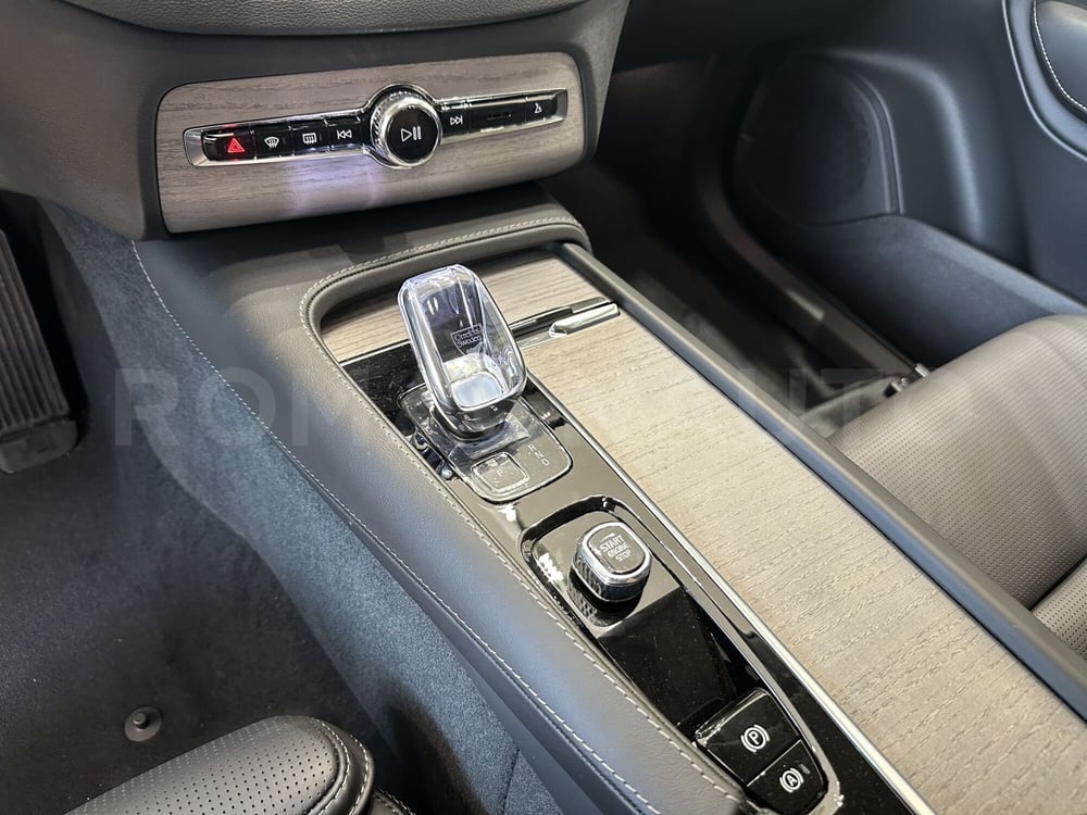 Volvo XC90 nuova a Forlì-Cesena (13)
