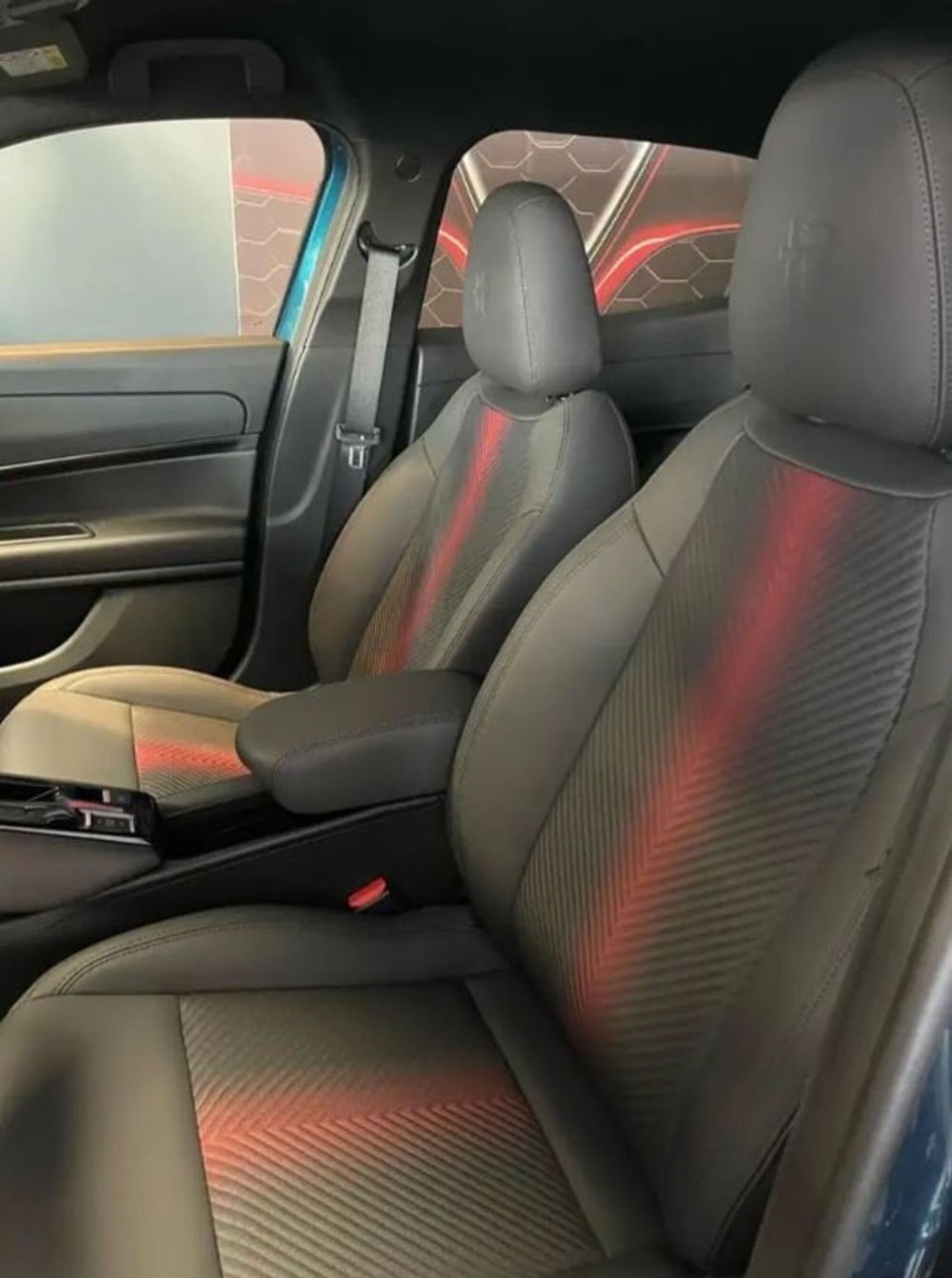 Alfa Romeo Junior nuova a Latina (6)