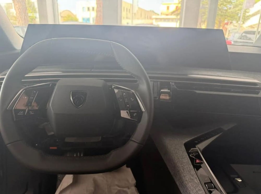 Peugeot 3008 nuova a Latina (14)