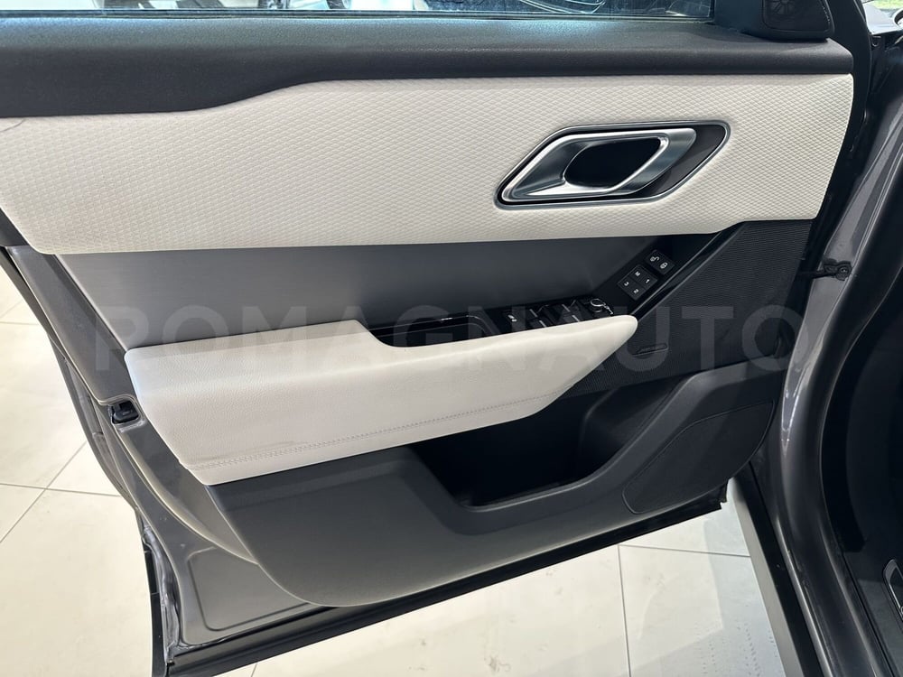 Land Rover Range Rover Velar usata a Forlì-Cesena (11)