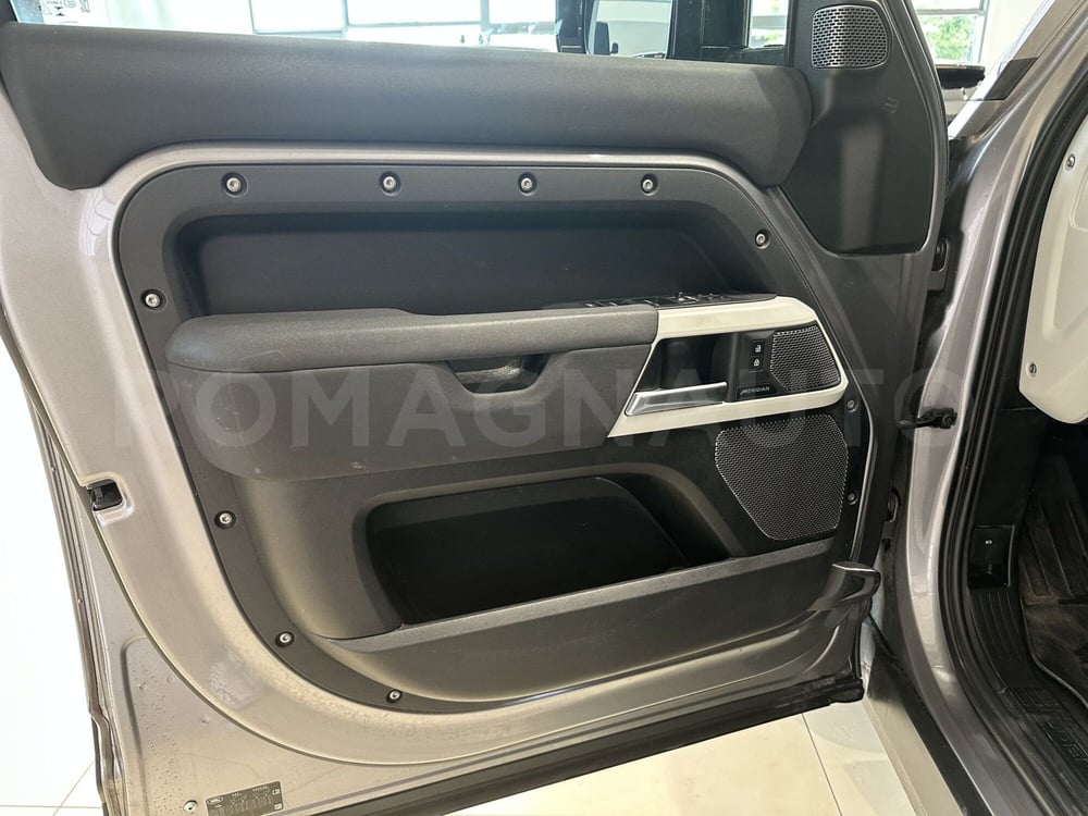 Land Rover Defender usata a Forlì-Cesena (14)