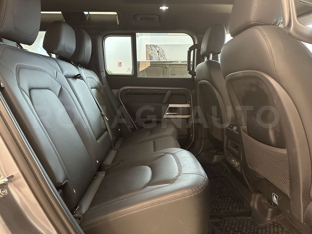Land Rover Defender usata a Forlì-Cesena (18)