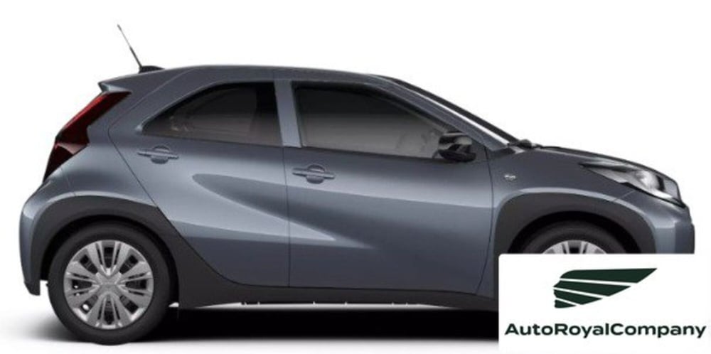 Toyota Aygo X nuova a Roma (2)