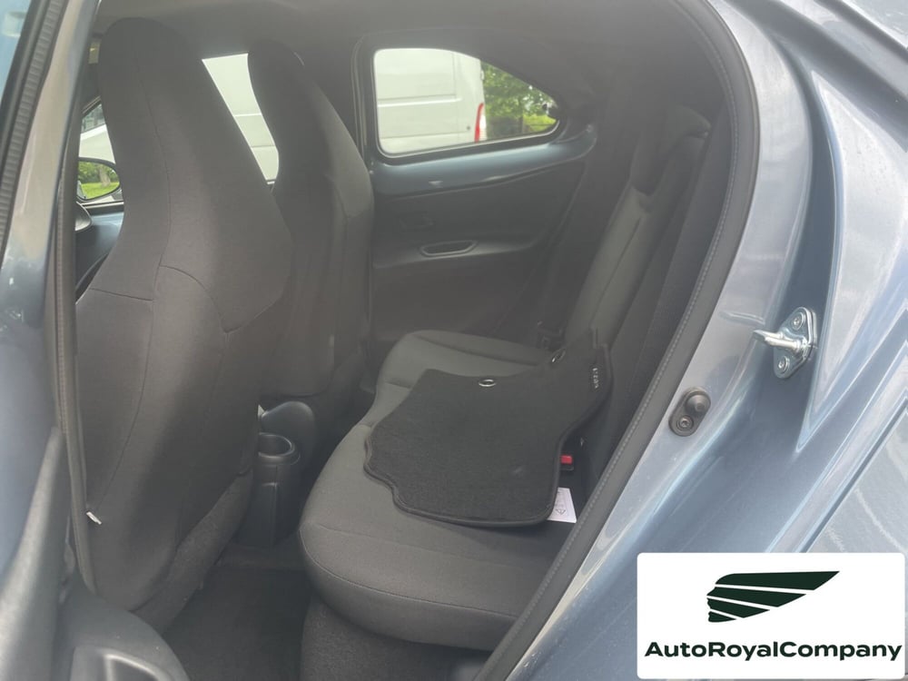 Toyota Aygo X nuova a Roma (7)