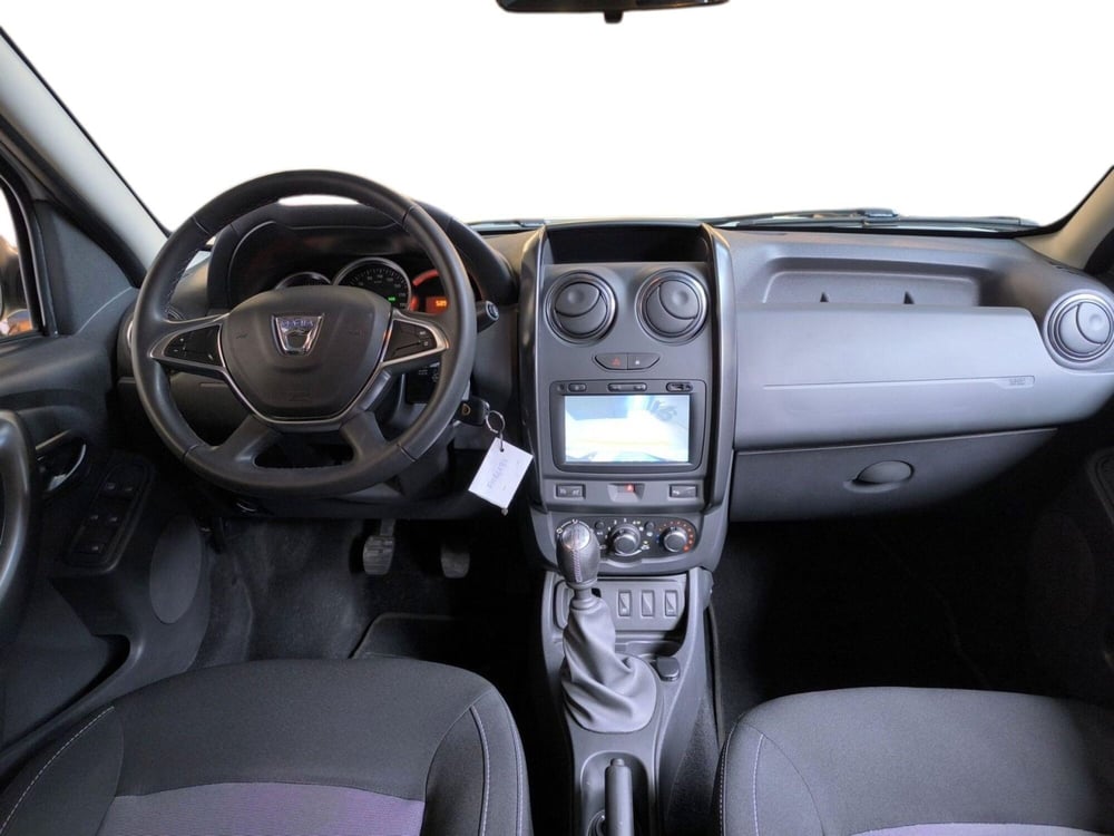 Dacia Duster usata a Udine (10)
