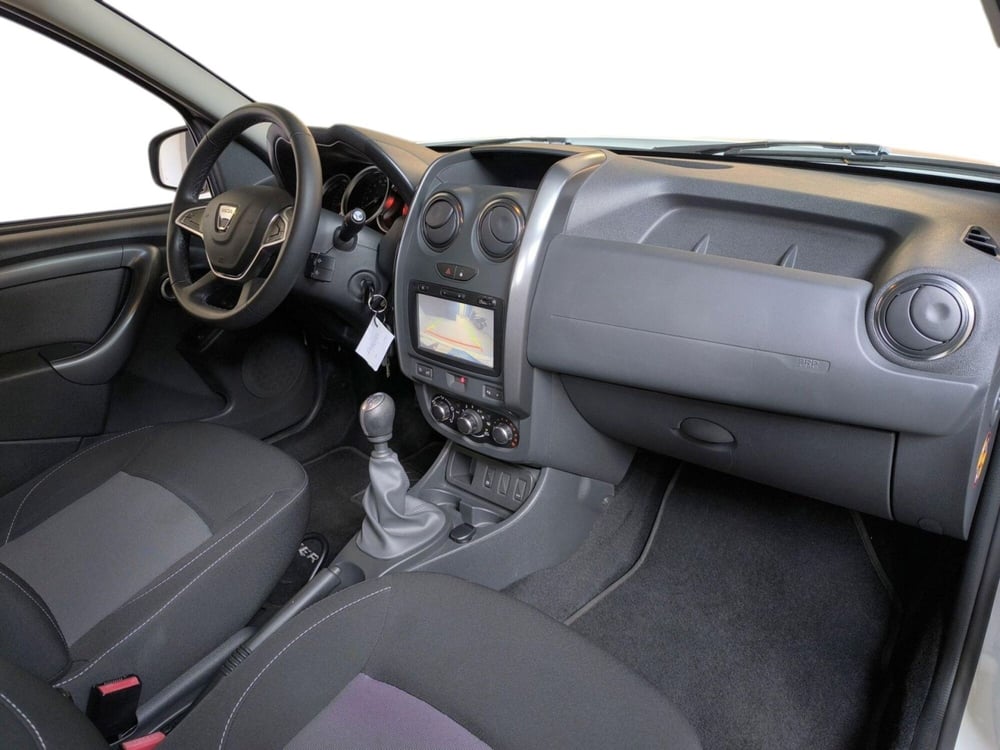 Dacia Duster usata a Udine (13)