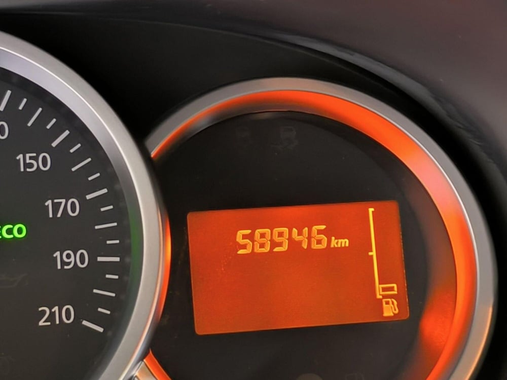 Dacia Duster usata a Udine (14)