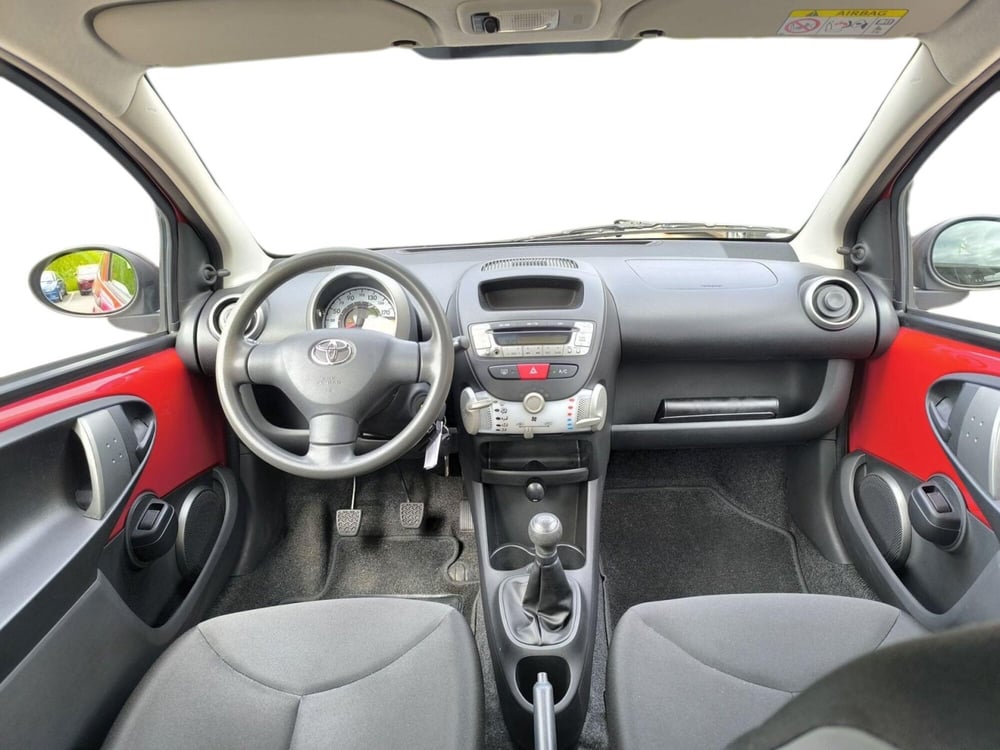 Toyota Aygo usata a Udine (10)