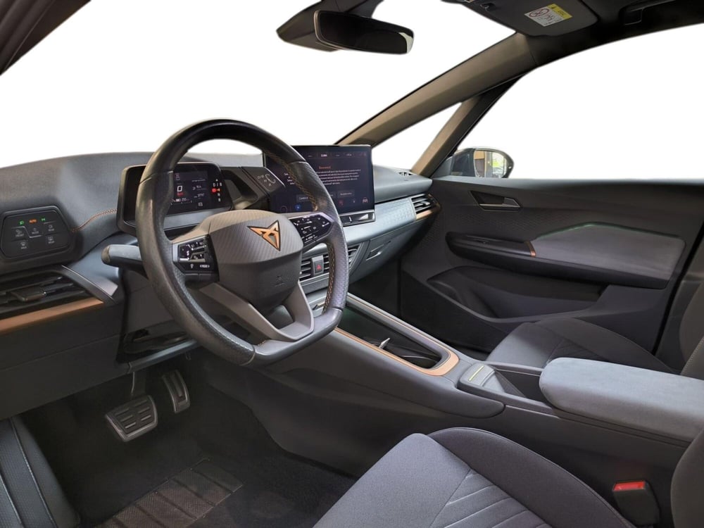 Cupra Born usata a Udine (10)