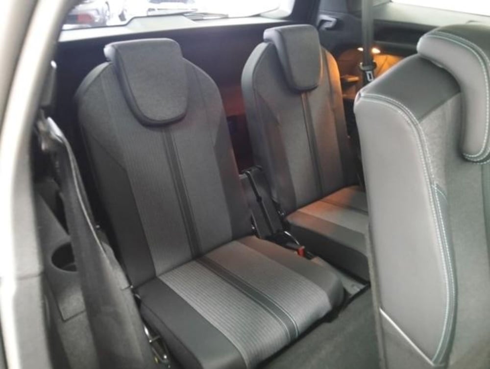 Peugeot 5008 usata a Como (6)