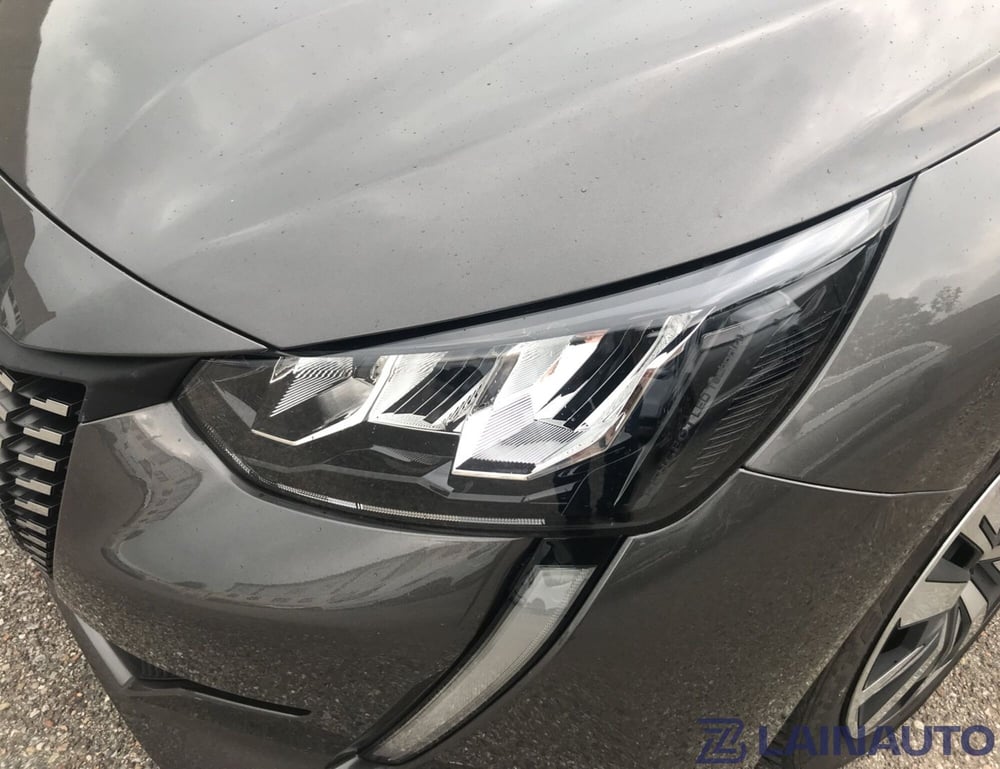 Peugeot 208 usata a Milano (10)